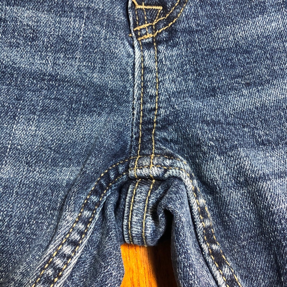 Old Navy skinny jeans - Picture 6 of 11